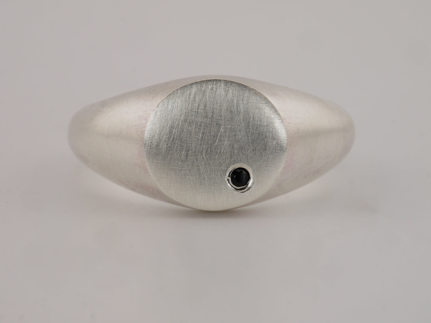 Minimalist Round Signet Ring with Spinel - Sterling Silver