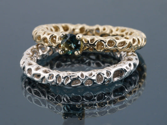 MALACOPIA Ring with Teal Sapphire