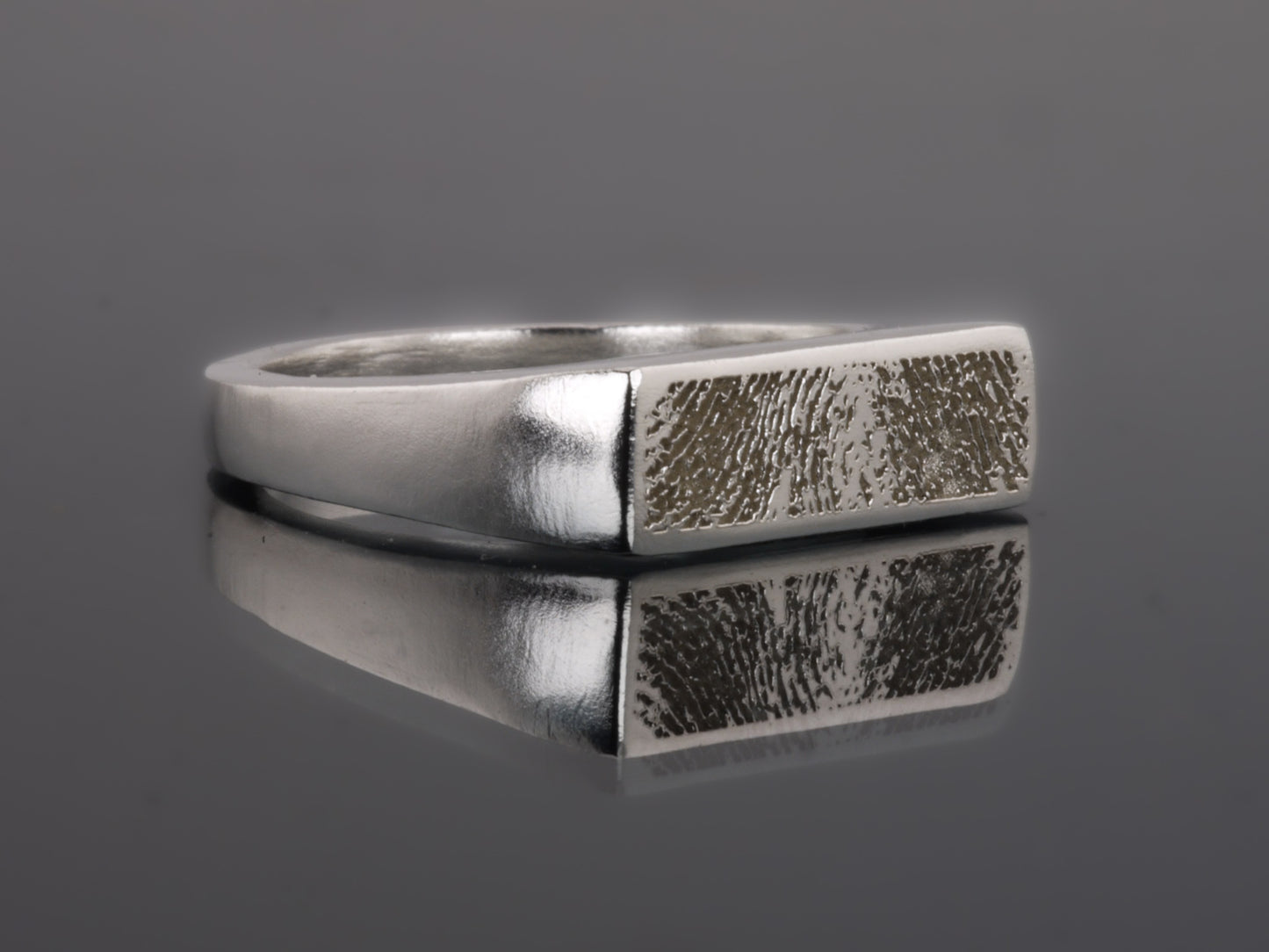 Narrow Signet Ring - Personalised Fingerprint