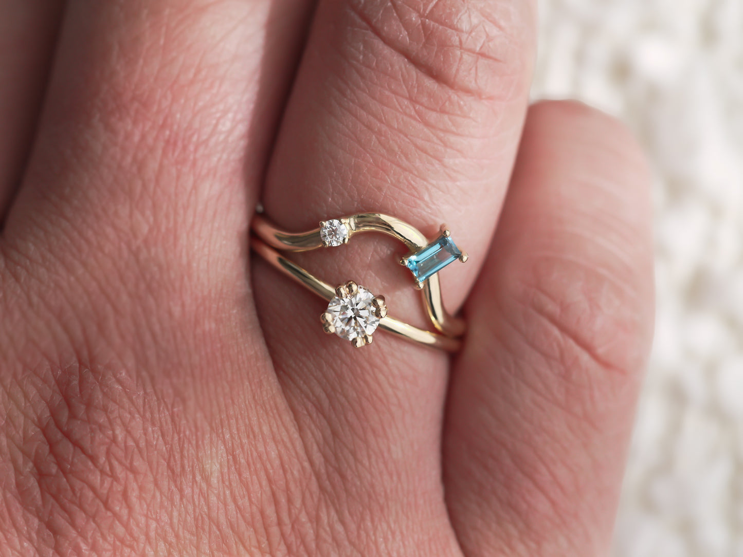 NEPHELAI Contour Ring - Moissanite & London Blue Topaz