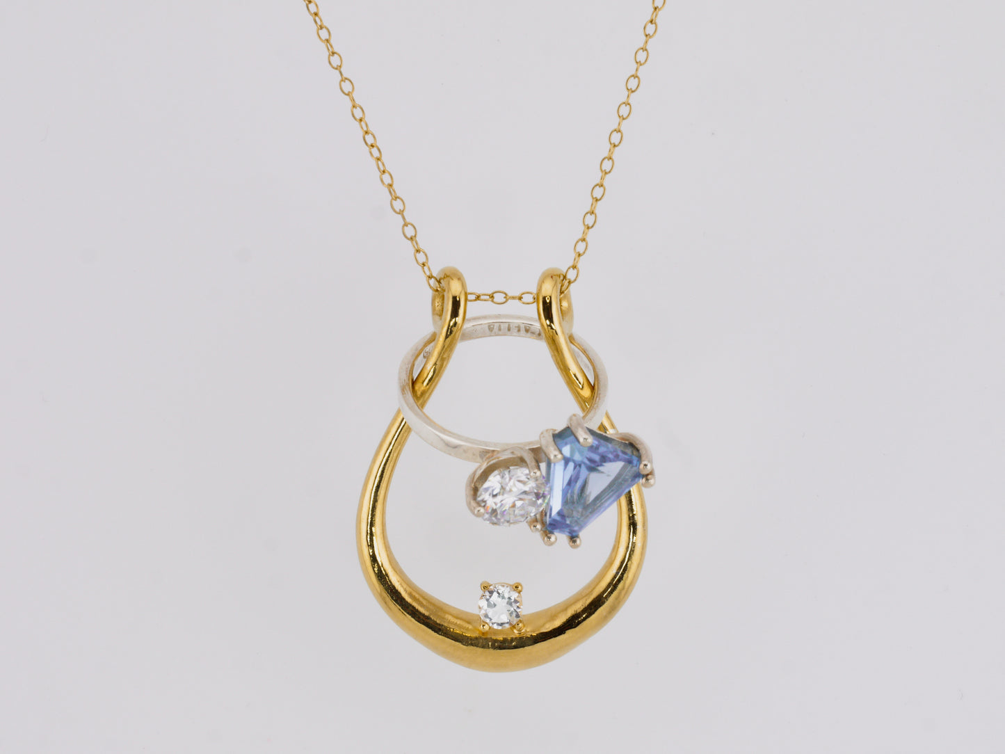MEDEA II Ring Holder Necklace - White Topaz