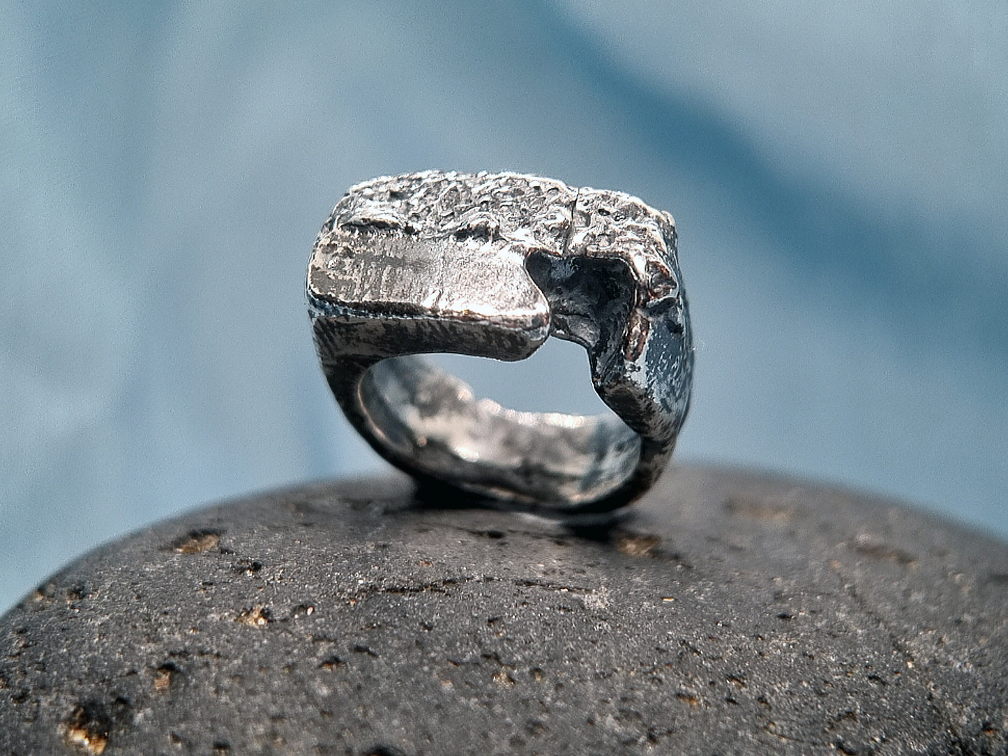 LAVA SIGNUM Ring
