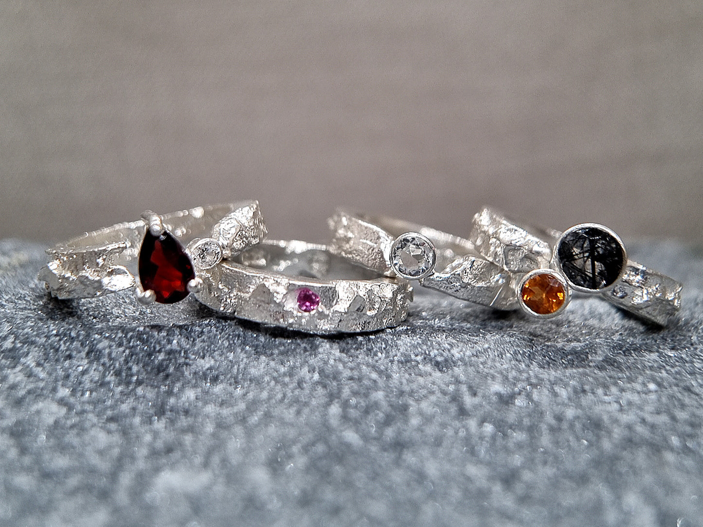SELENE Terra Ring - White Topaz