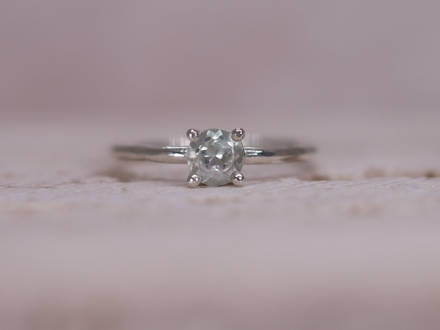 DELPHI Solitaire Ring - Green Amethyst