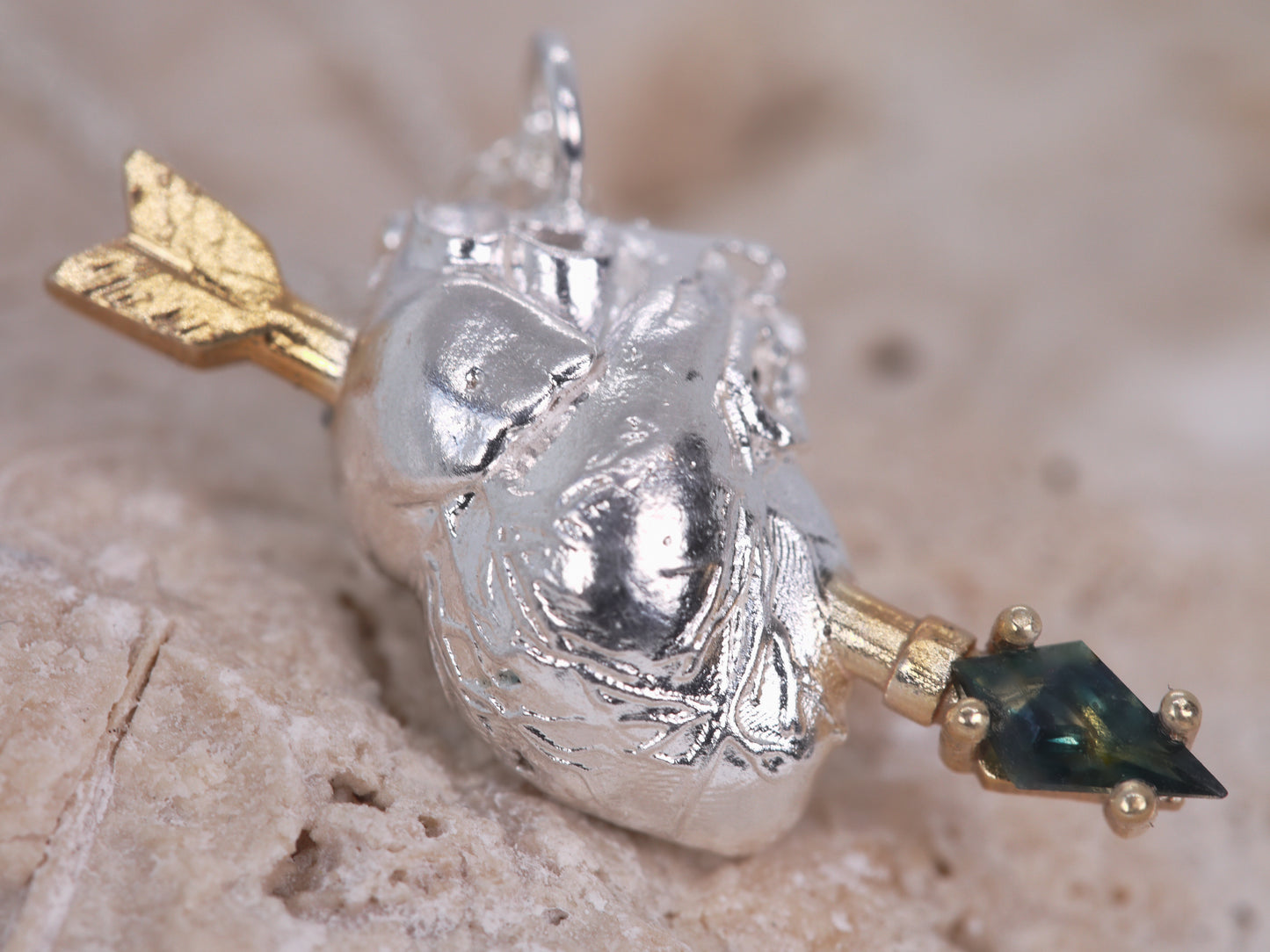 MORTAL WOUND Necklace - Sapphire