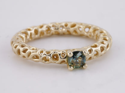 MALACOPIA Ring with Teal Sapphire