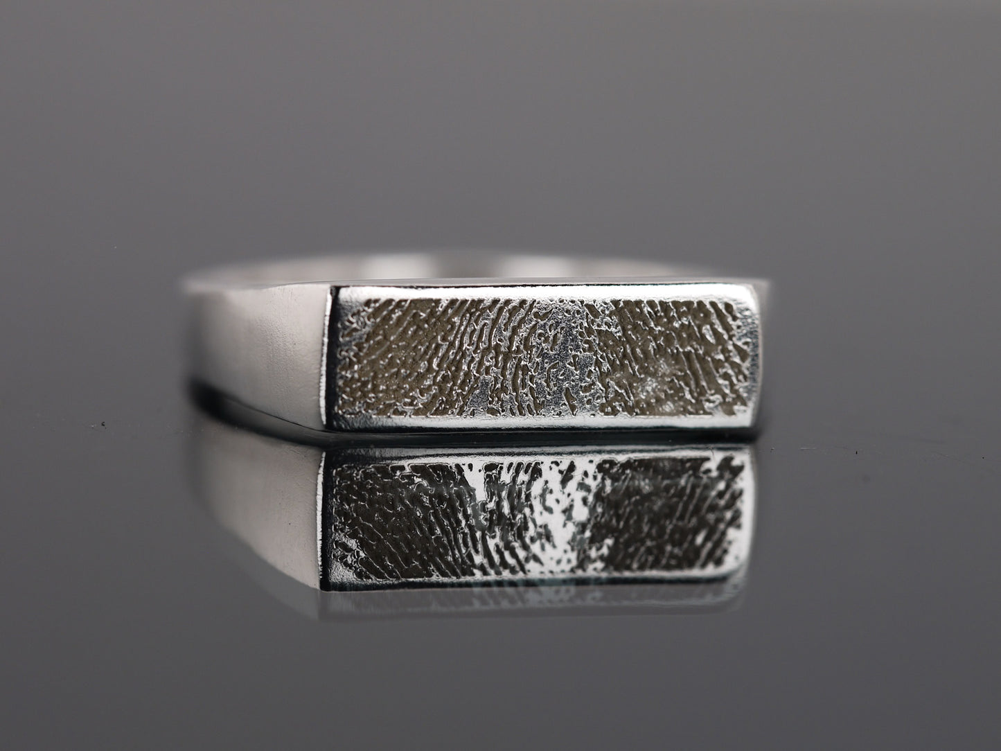 Narrow Signet Ring - Personalised Fingerprint