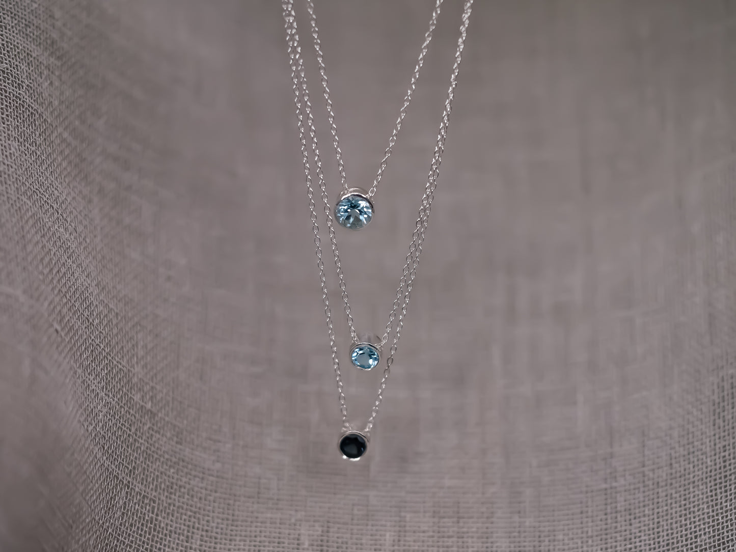 MINIMALIST MINI SOLITAIRE BEZEL Sliding Choker